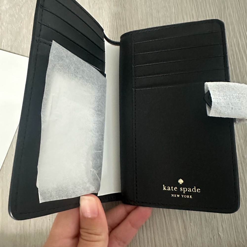 Kate Spade Black and Cream Floral Wallet - Picture 4 of 7